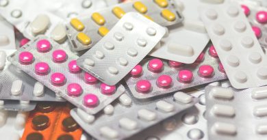 Sem antibióticos, analgésicos e até soro: falta de medicamentos atinge mais de 80% das cidades